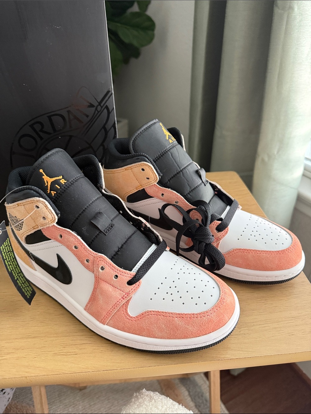 Jordan Low-Top Sneakers in Coral, White & Black